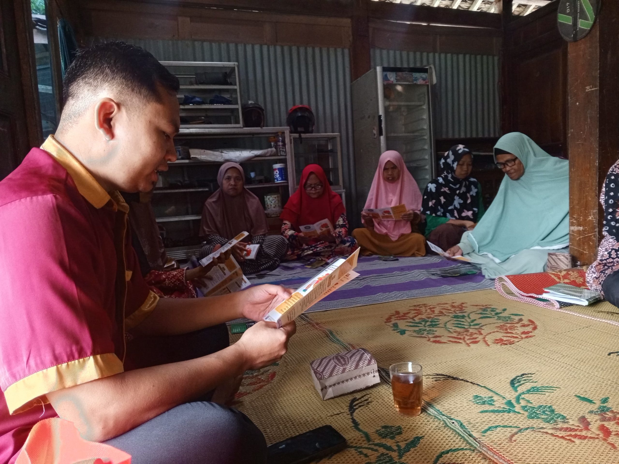 Selasa 10 Juni 2025 , Sosialisasi Layanan RS dan Edukasi Kesehatan di Pertemuan Rutin PKH di Desa Sidomulyo,Ambal