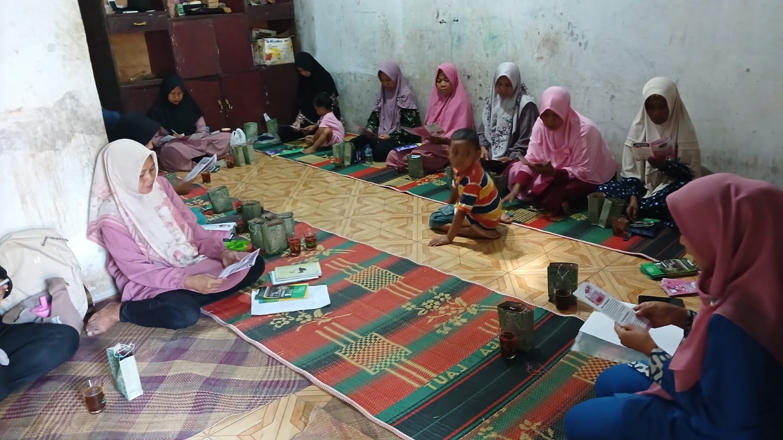 Selasa 17 Juni 2025, Sosialisasi Layanan RS dan Edukasi Kesehatan di Pertemuan Rutin PKH di Desa Peneket,Ambal